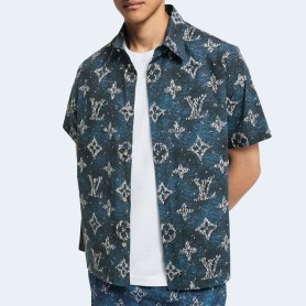 루이비통 프린트 모노그램 반팔 셔츠 1AHVU0