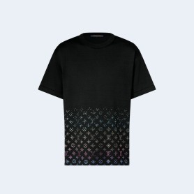 루이비통 모노그램 그라디언트 엠벨리시드 쇼트 슬리브드 크루넥 1AGTLG