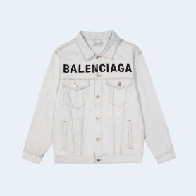 발렌시아가 화이트 워시 데님 자켓