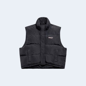 발렌시아가 폴리티컬 캠페인 코쿤 푸퍼 질레