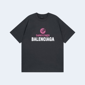 발렌시아가 로고 프린트 크루넥 티셔츠